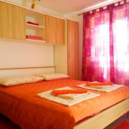 מליני Guest House Kate מראה חיצוני תמונה