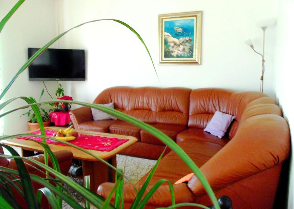 מליני Guest House Kate חדר תמונה