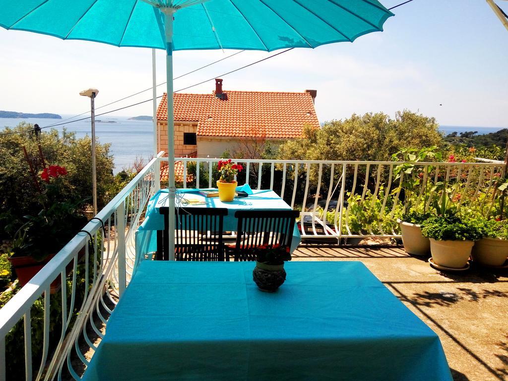 מליני Guest House Kate מראה חיצוני תמונה