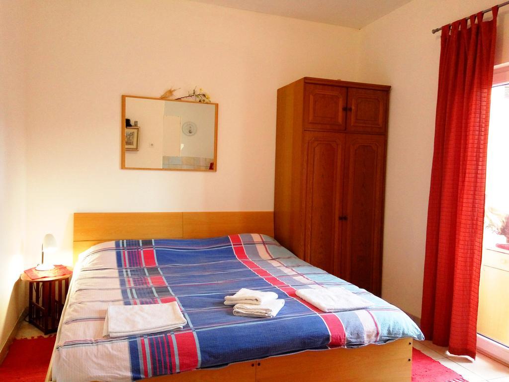מליני Guest House Kate מראה חיצוני תמונה