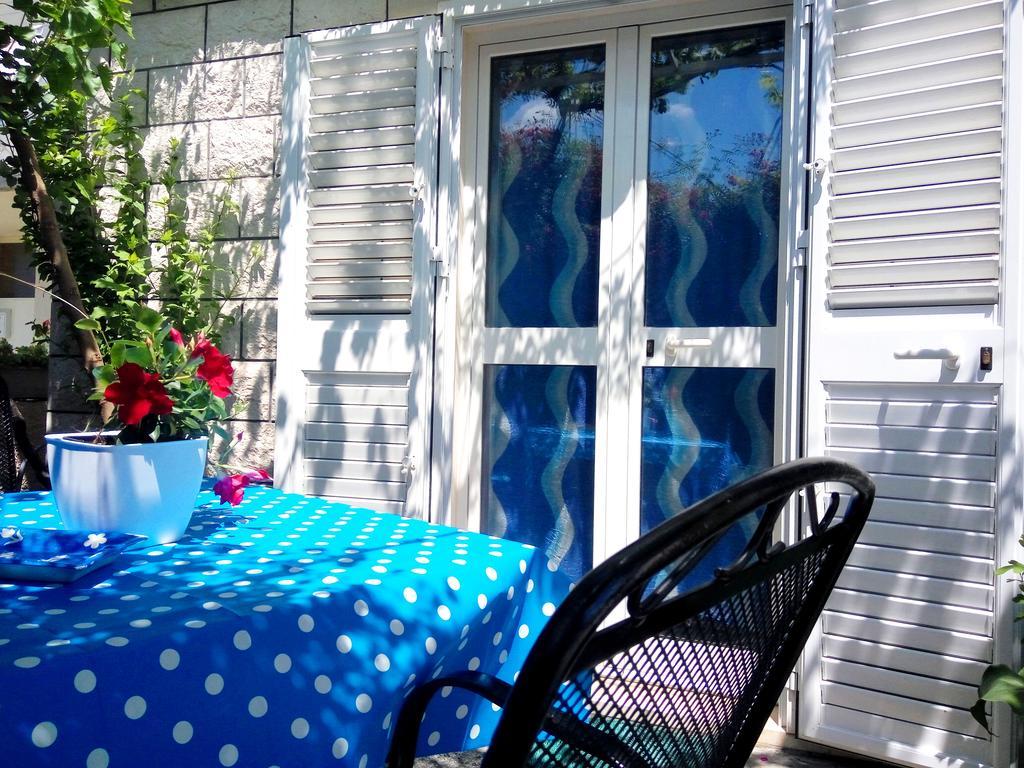 מליני Guest House Kate מראה חיצוני תמונה